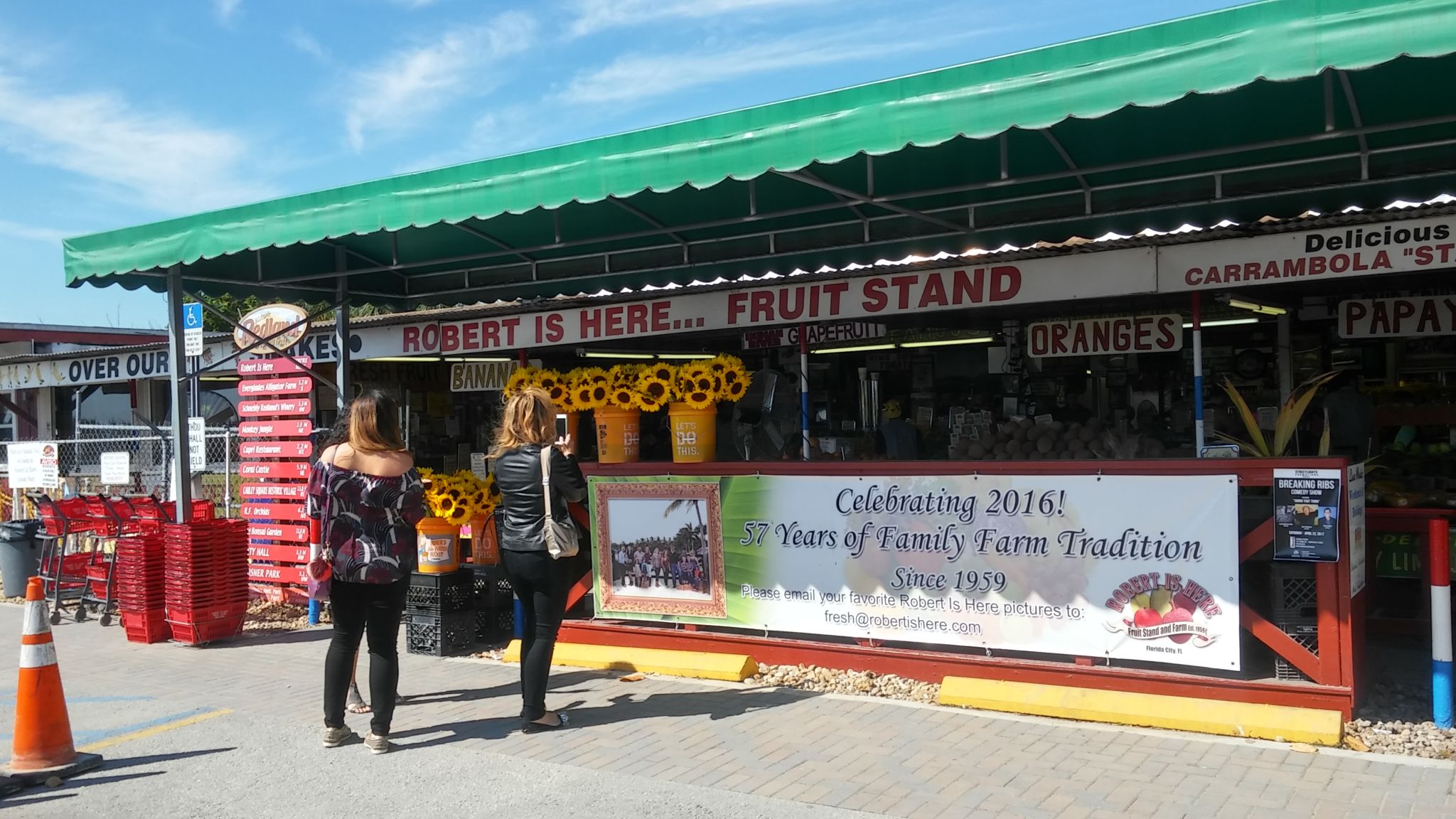 Preparadas para degustar las delicias que ofrece "Robert is Here".