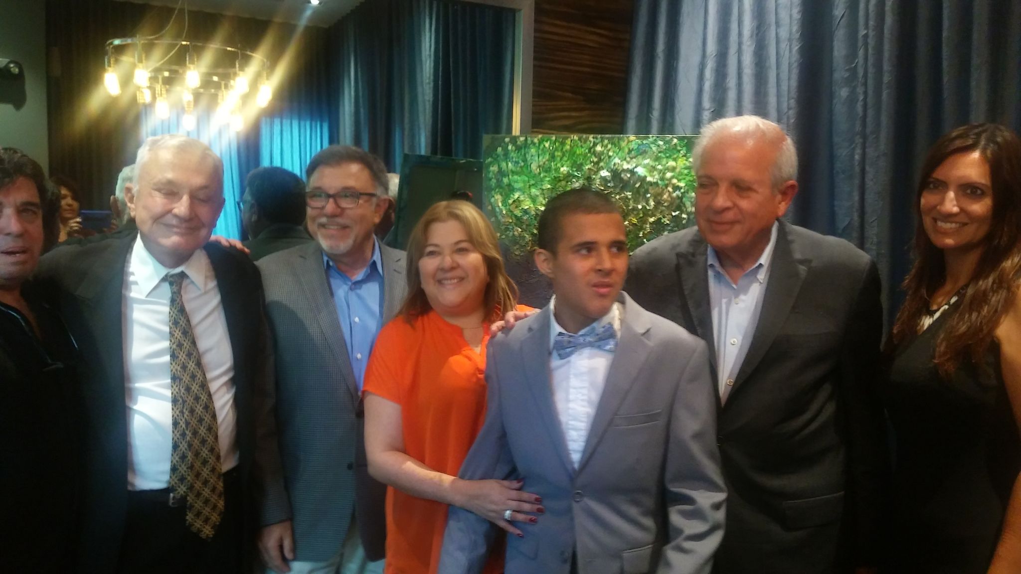 Jeanette Nuñez, miembro de la Cámara de Representantes del estado de la Florida,el alcalde Tomas Regalado, Bryan Fernandez Cornejo, Rosana Corcuera, el Alcalde de West Miami Eduardo H Muhina, Luis Miguel Fernandez y Guillermo descalzi