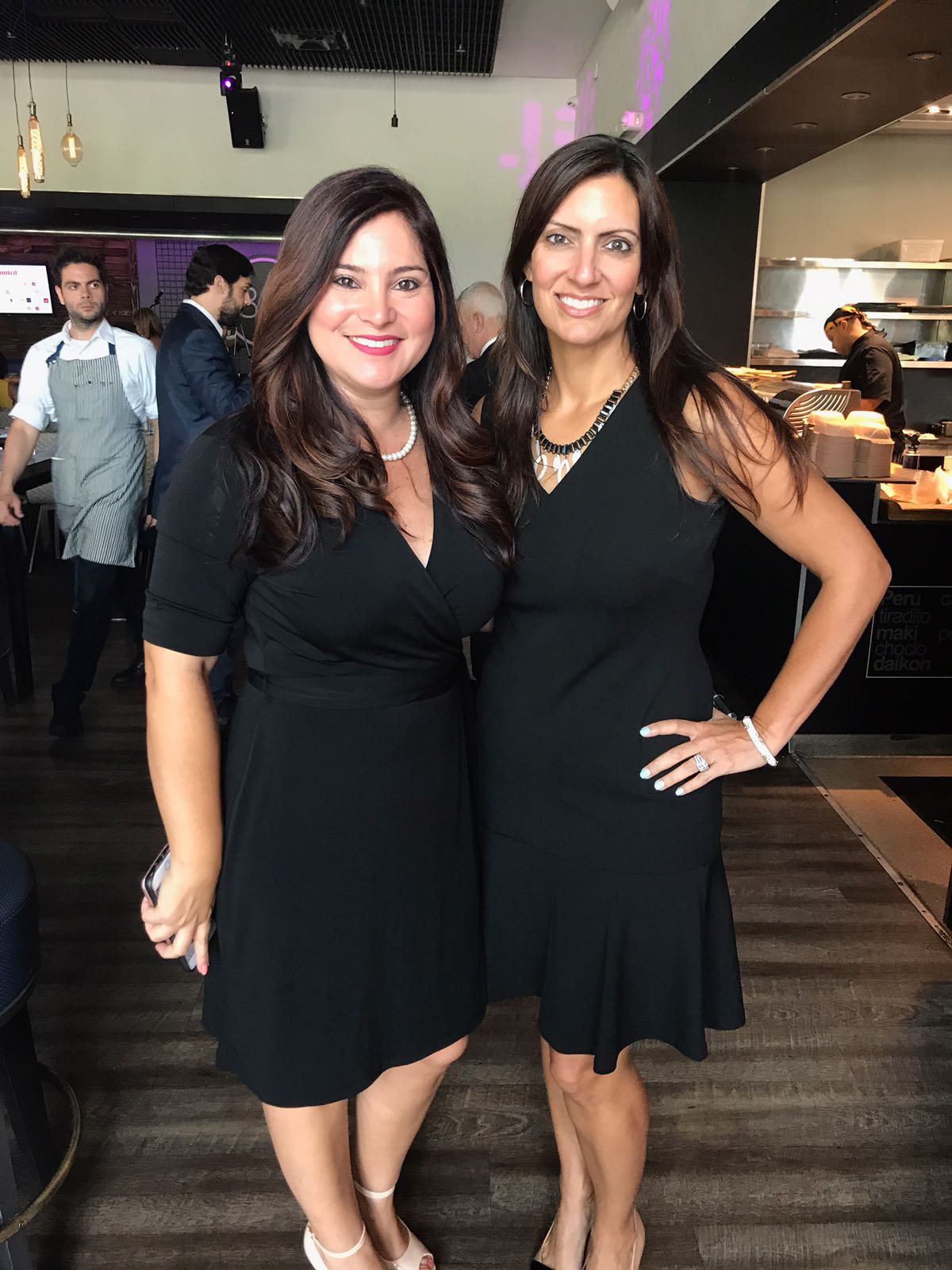 Rosana Cantillo y Jeanette Núñez, miembro de la Camara de representantes del estado de la Florida