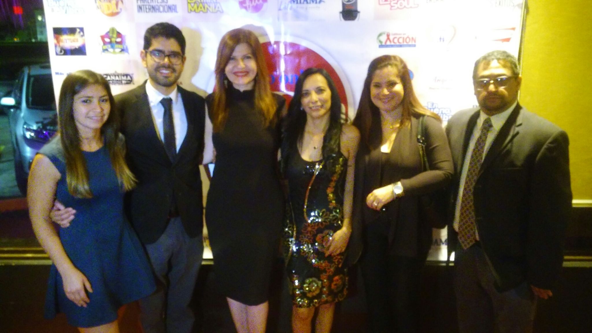 Andres Ruiz del consulado mexicano y su esposa, Marybel Torres, Nubia Neme, Rochy Cantillo y Wilder Gomez