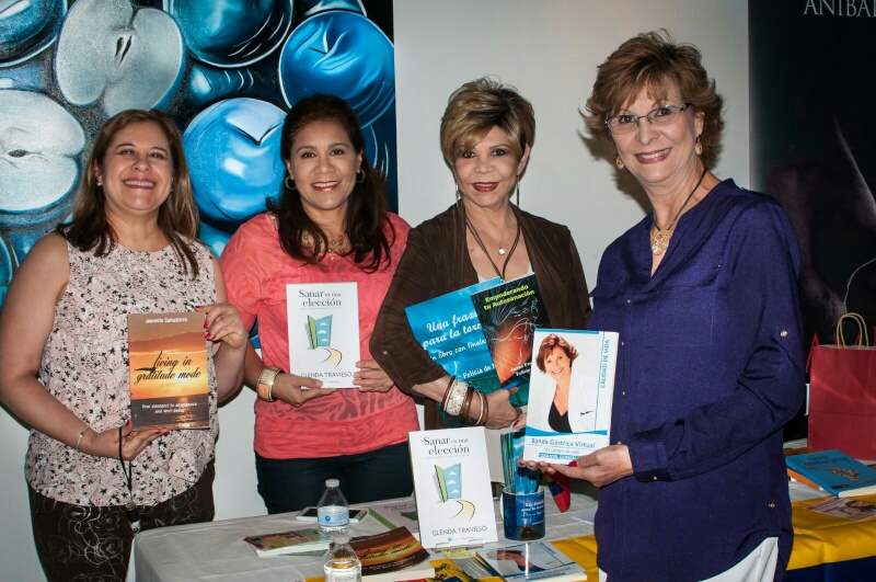 Un talentoso grupo de escritoras venezolanas muestran sus obras.