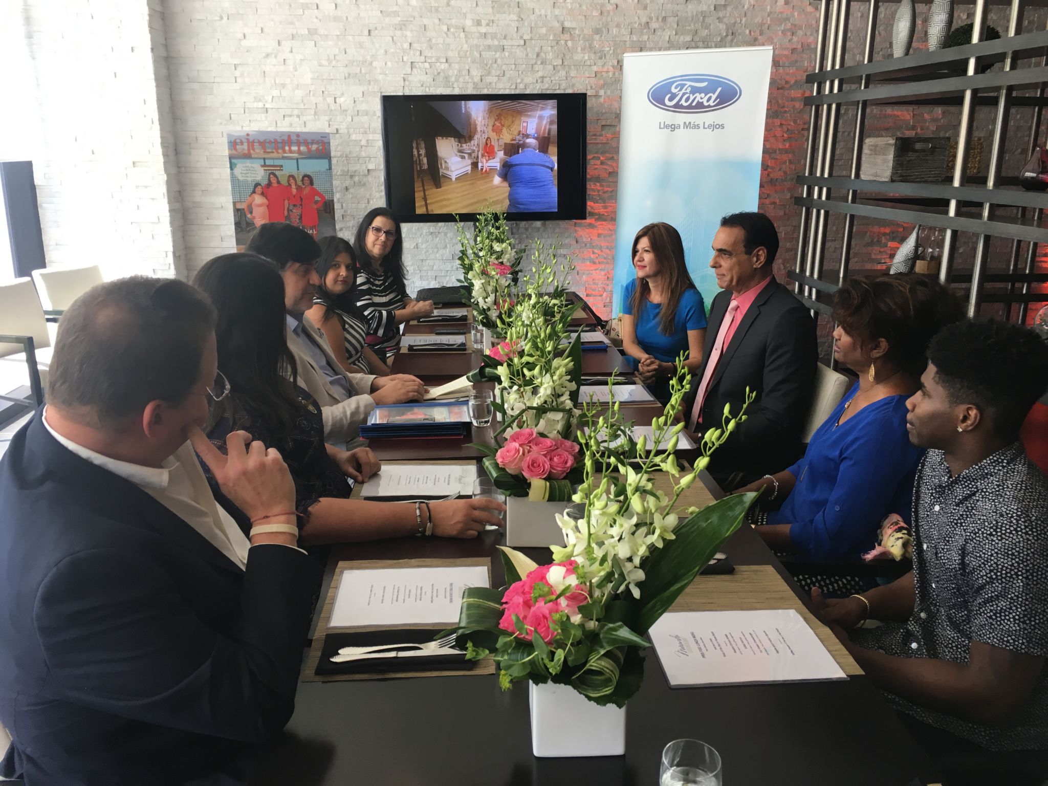 Disfrutando de una agradable conversación.