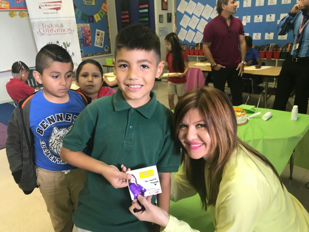 celebrity nino camisa verde