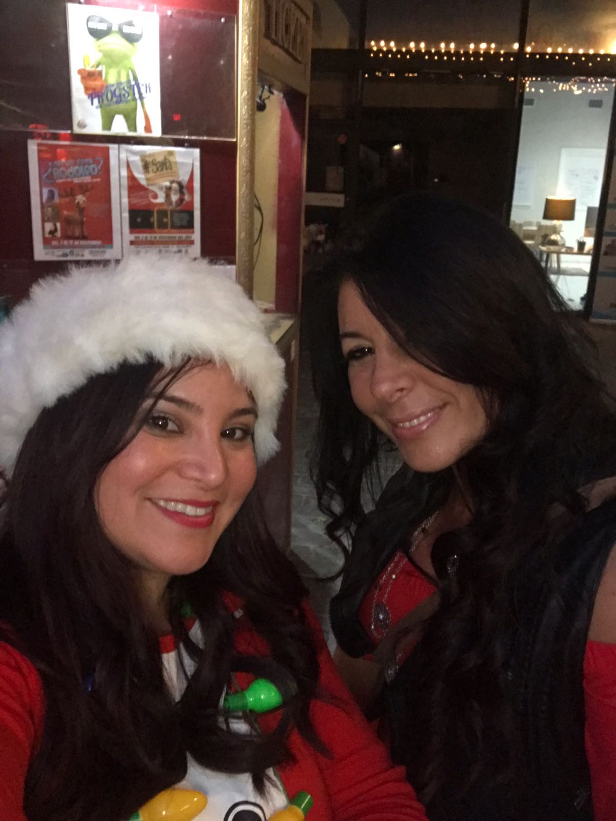 Rochy Cantilllo y Paola Fernandez.