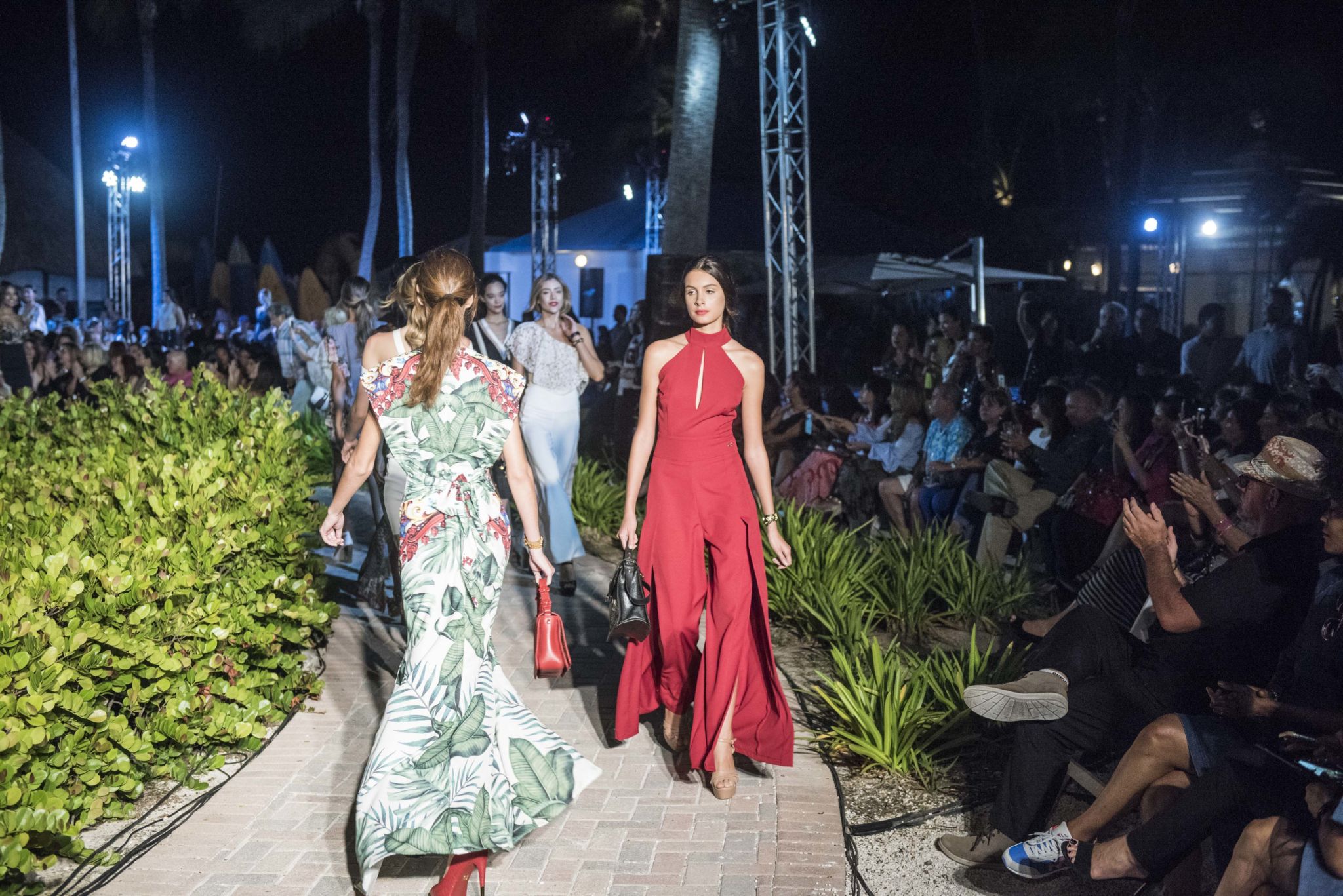 PARTE DE LA COLECCION DE CARMEN STEFFENS