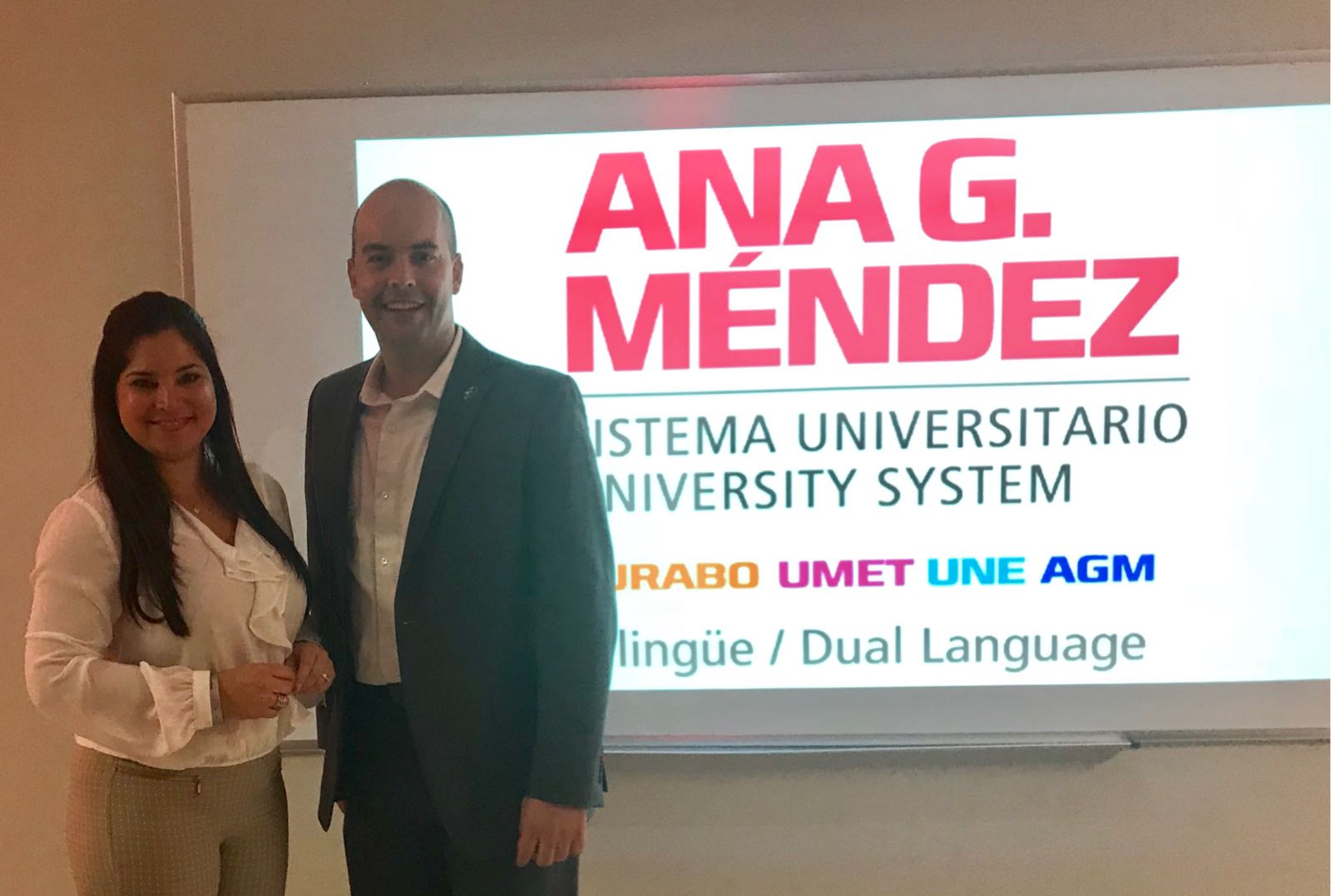 Rosana Cantillo y el alcalde de Miami Lakes Manny Cid