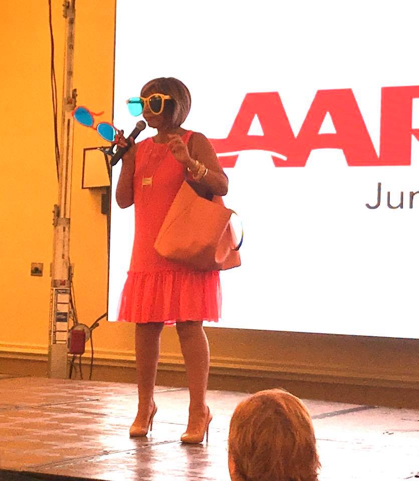 Ivonne Fernández, directora regional de AARP