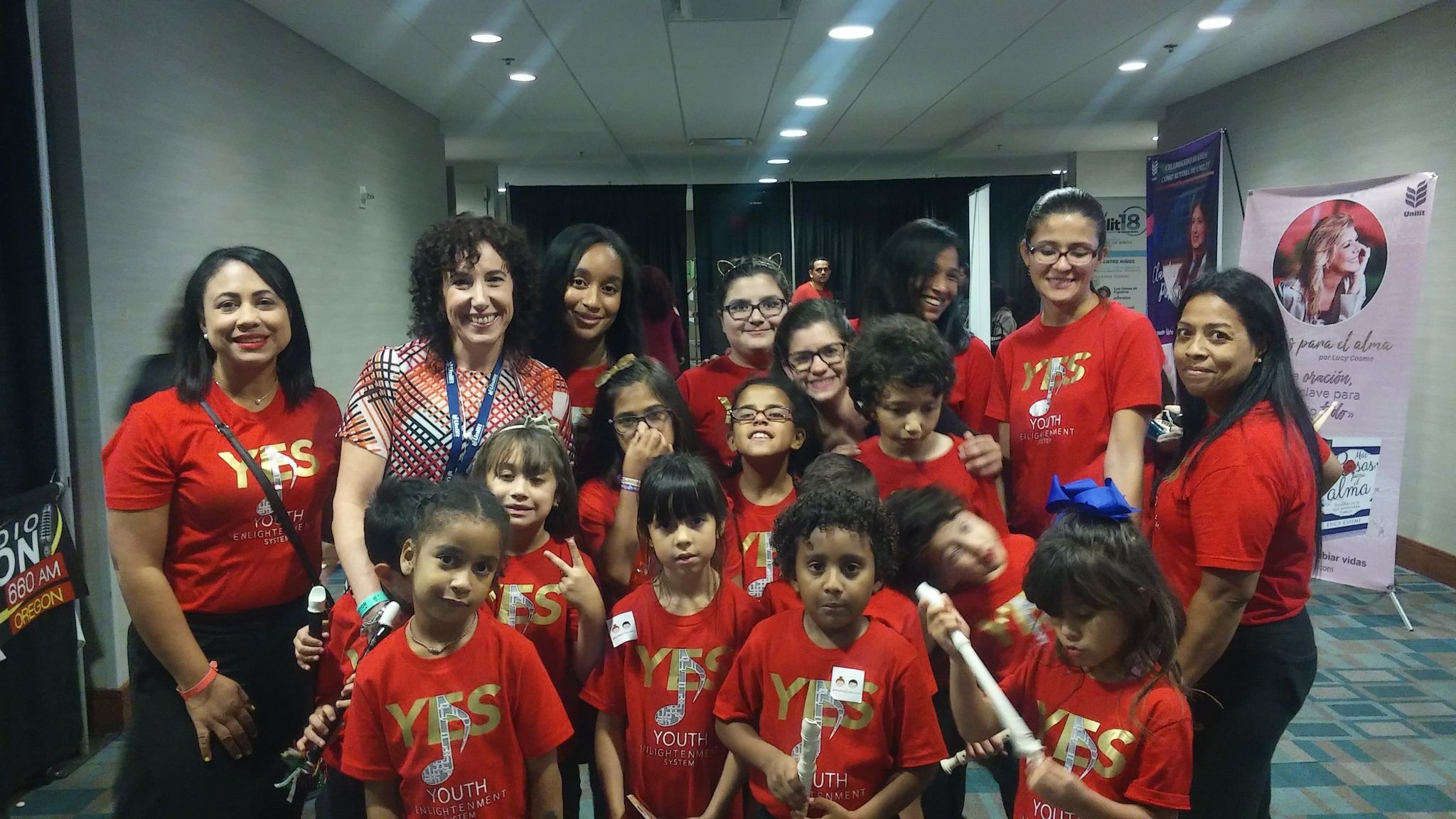 Yaniris Felipe, autora cristiana y predicadora de la palabra presente con la fundación YES.