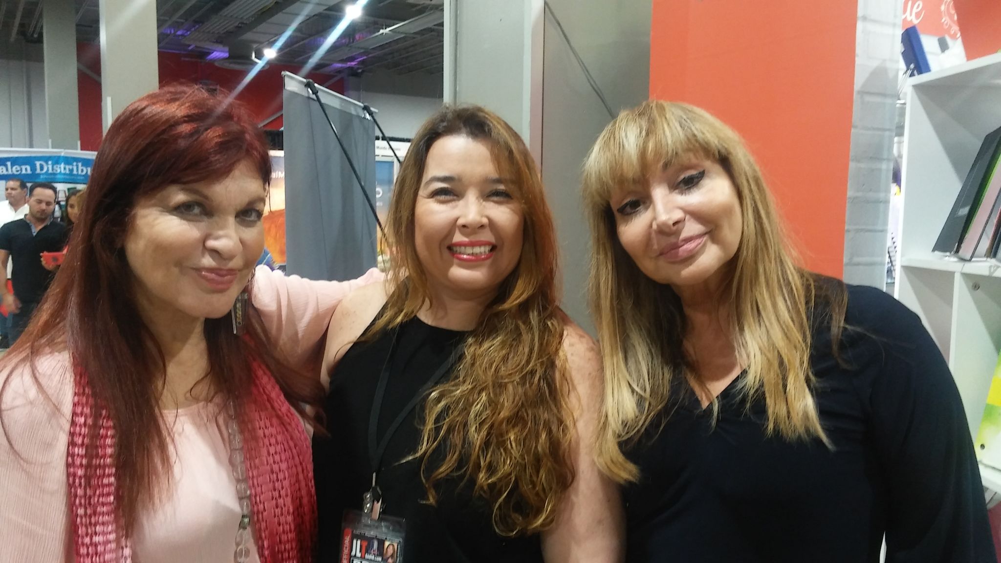 Mabel Iam, Sharon y Maby Schettino.