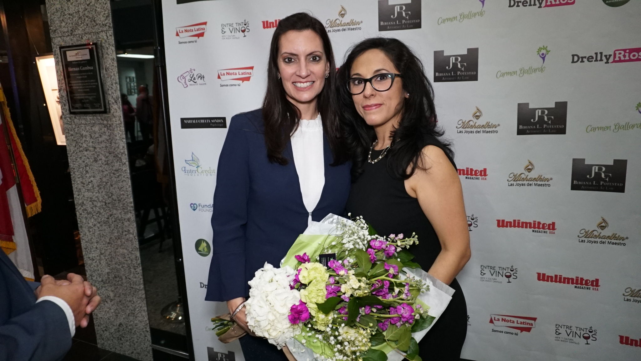 La Vicegobernadora Jeanette Nunez y Drelly Rios