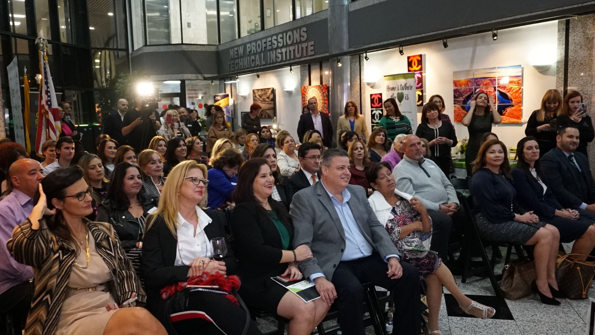 El lobby de Humboldt International University full