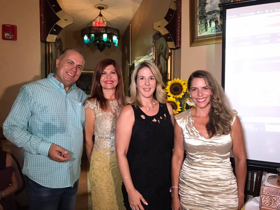 Jean Yacoub, gerente de Maroosh, Marybel Torres CEO de la Nota Latina, la abogado de la ciudad Miriam Soler Ramos, y Gina Tinoco conductora de La TinocoCina.