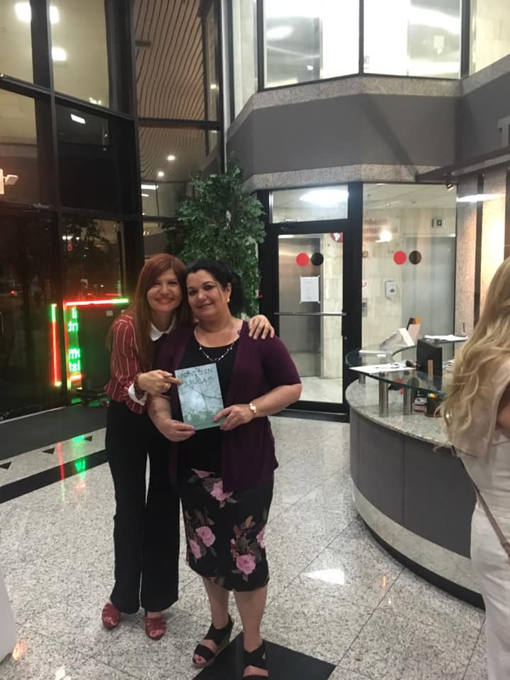 Marybel Torres y Odalys Interian