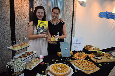 La escritora Maria Margarita Borrero y Liliana Bignes