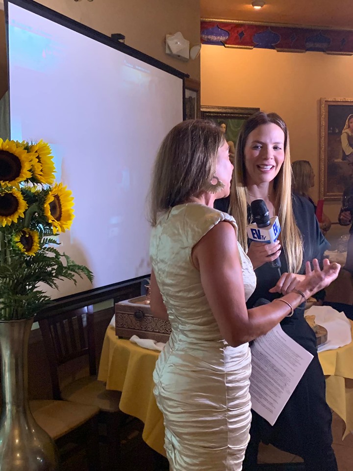 Gina Tinoco es entrevistada por el Venezolano Tv