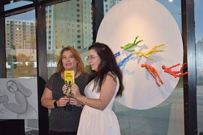 Sharon y Margarita Borrero