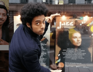 Damian Nueva, el rostro y talento latino en The Eddy