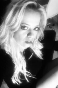 Rosie Osorio presenta su libro How I was able to heal my traumas