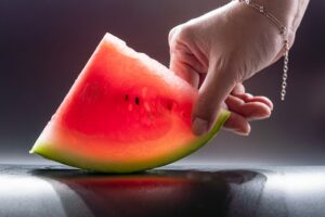 ¿Cuáles son los beneficios de comer sandia?