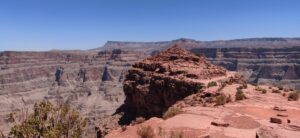 El Gran Cañón del Colorado tiene un puente único en el mundo.