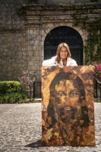 Verónica Cruz-Luna: La artista que difunde la palabra de Dios a través del arte