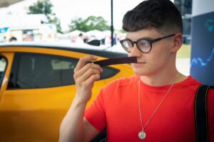 ¿ A qué huele la fragancia Mustang Mach-E GT de Ford?