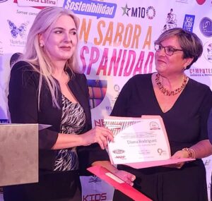 Diana Rodríguez: «Como inmigrante, escribo para recordar mis raíces y no olvidar de dónde vengo»