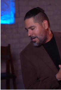 “Para qué pensar en ti”: Luis Ernesto Pazmiño transforma el olvido en una balada íntima y profunda